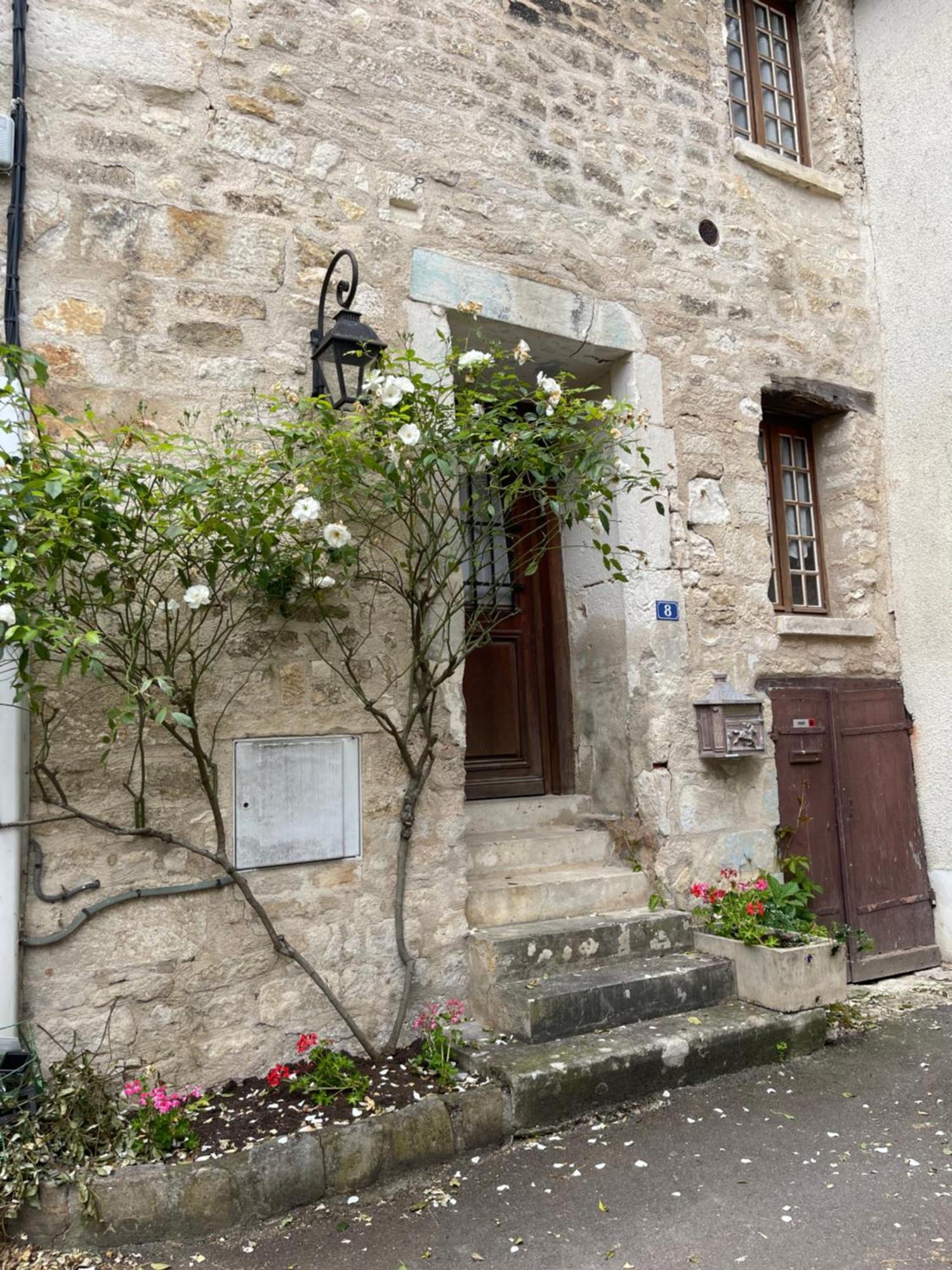 La Maison D'Alienor - Gites De Caractere A Chablis - 89 Exterior photo